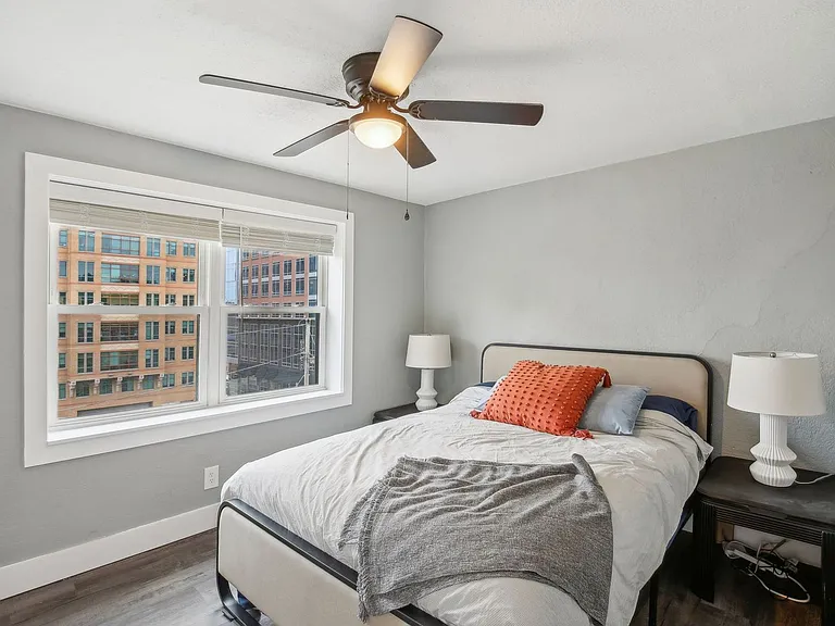 Broadway 46 Apartments — Photo 52