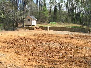 1st image of 240 Marilyn Pl NE