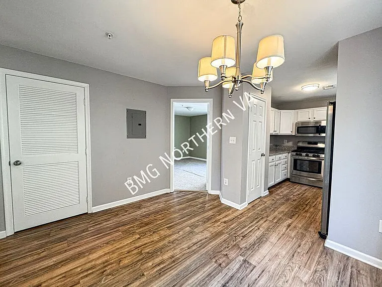 635 Constellation Sq SE #G — Photo 5