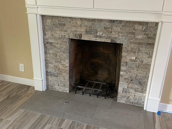 4th image of 1751 E Gregson Ave