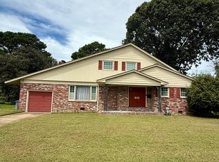 322 Shoreline Dr, Hampton, VA 23669