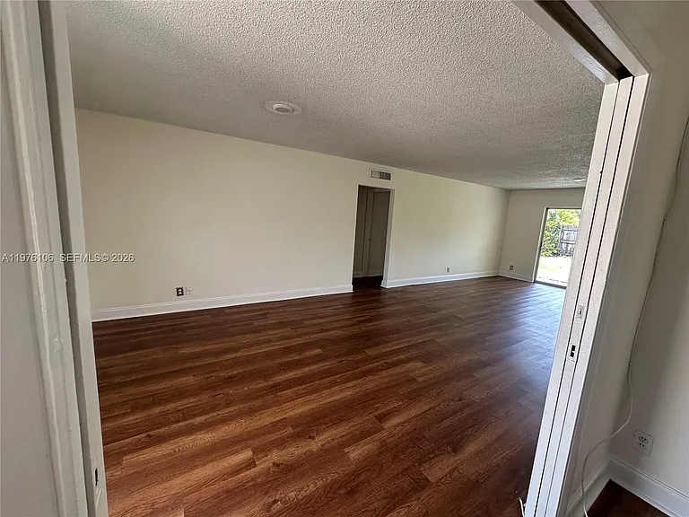 3033 NW 68th St #12E — Photo 5