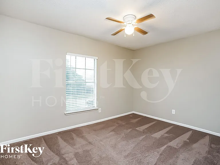 2410 Planters House Ln — Photo 13