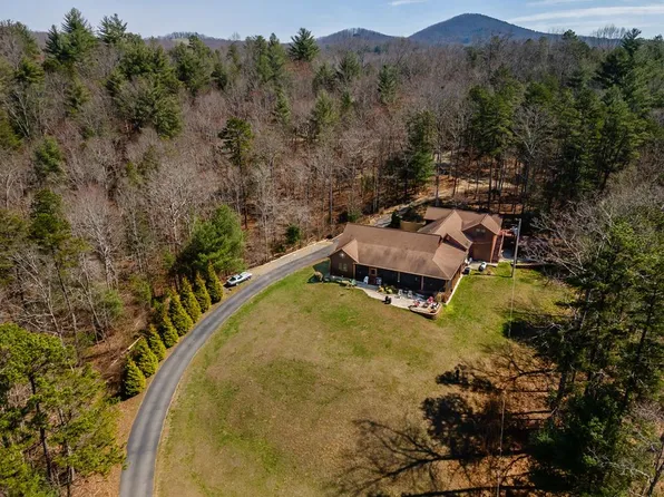 45 Turning Lay Rd, Morganton, GA 30560