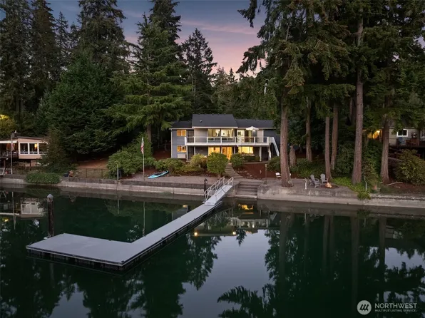 8812 86th Avenue NW, Gig Harbor, WA 98335