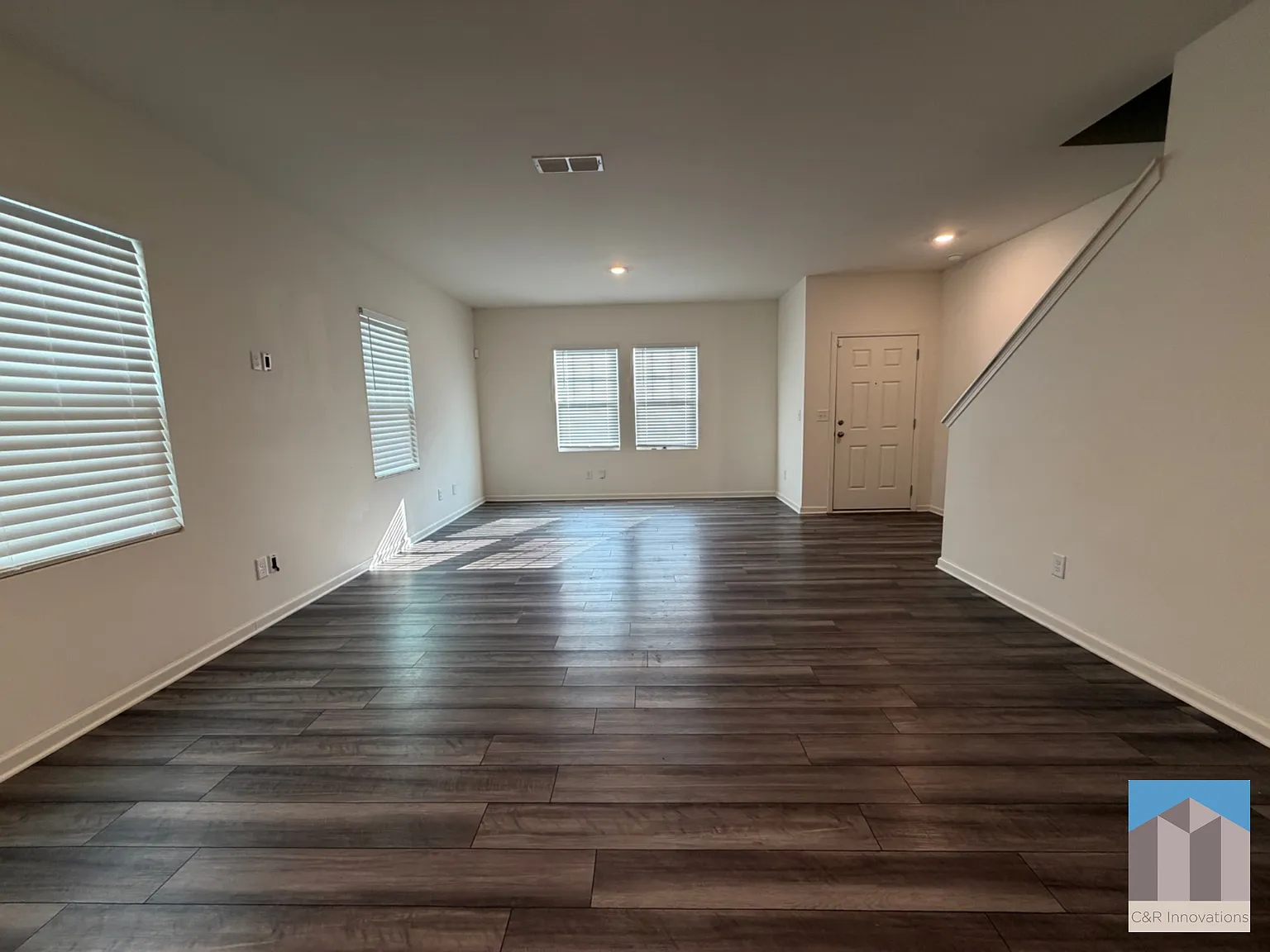 3 bed, 2.5 bath, 1594 sqft, $2,200 — Photo 3