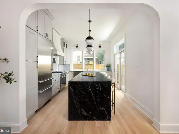 1241 4th St NW, Washington, DC 20001