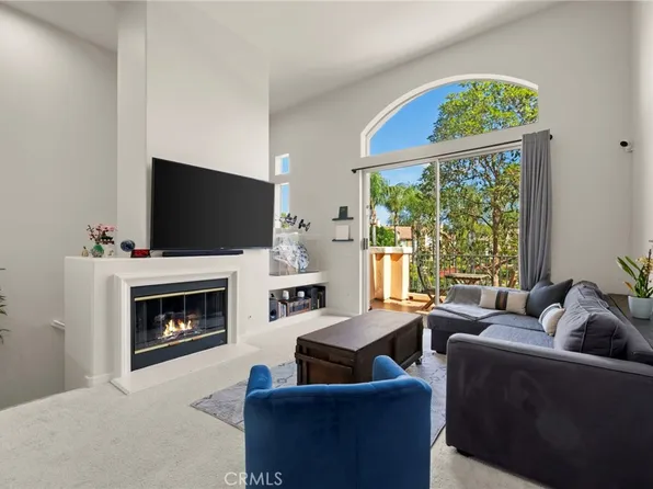 1604 Solvay Aisle #118, Irvine, CA 92606