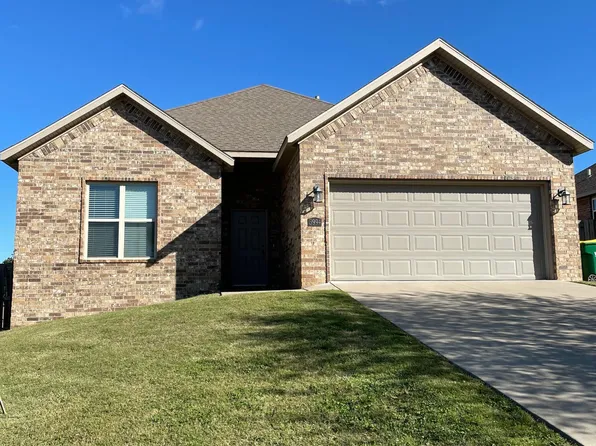 3994 Orleans Ave, Springdale, AR 72762