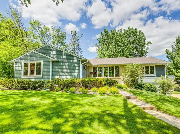 1755 Glenview Ave, Arden Hills, MN 55112