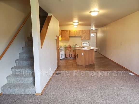 2nd image of 1822 Wyoming St APT B