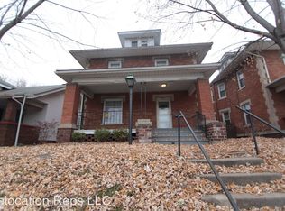 1902 11th St, Rock Island, IL 61201