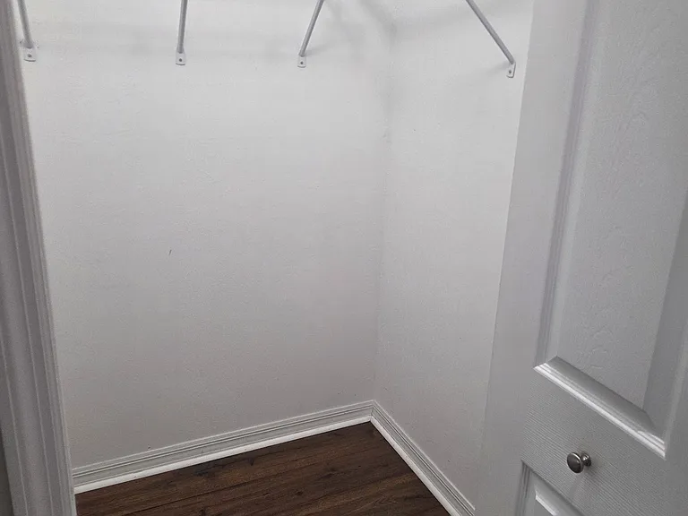 29631 Ontario Ct #29631 — Photo 20