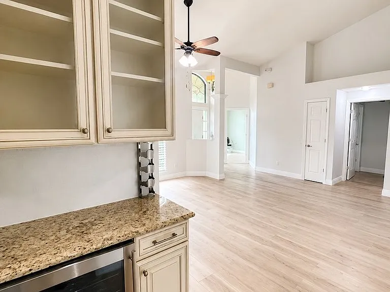 2226 Lake Marion Dr — Photo 5