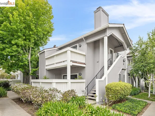 73 Schooner Ct, Richmond, CA 94804
