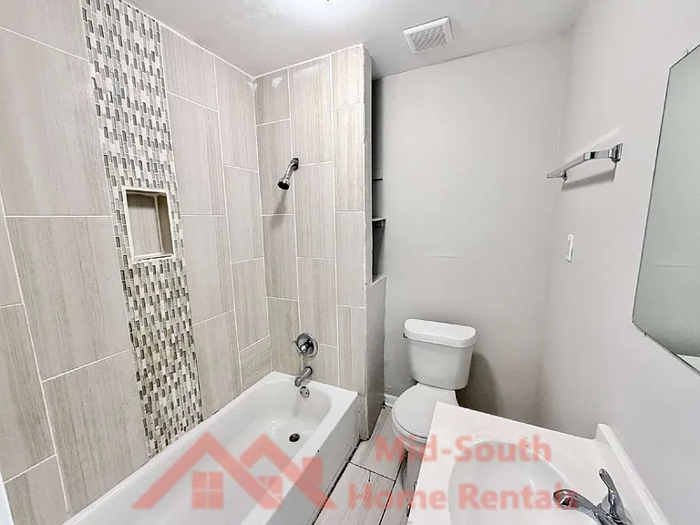 1549 Patton St — Photo 12