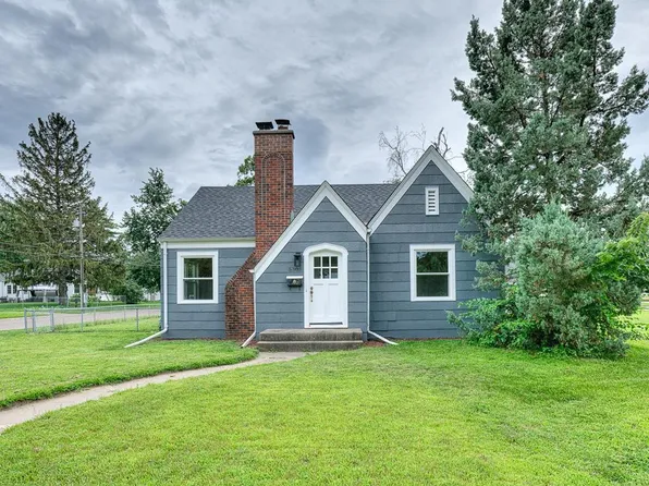 5303 Fairview Ave N, Crystal, MN 55429