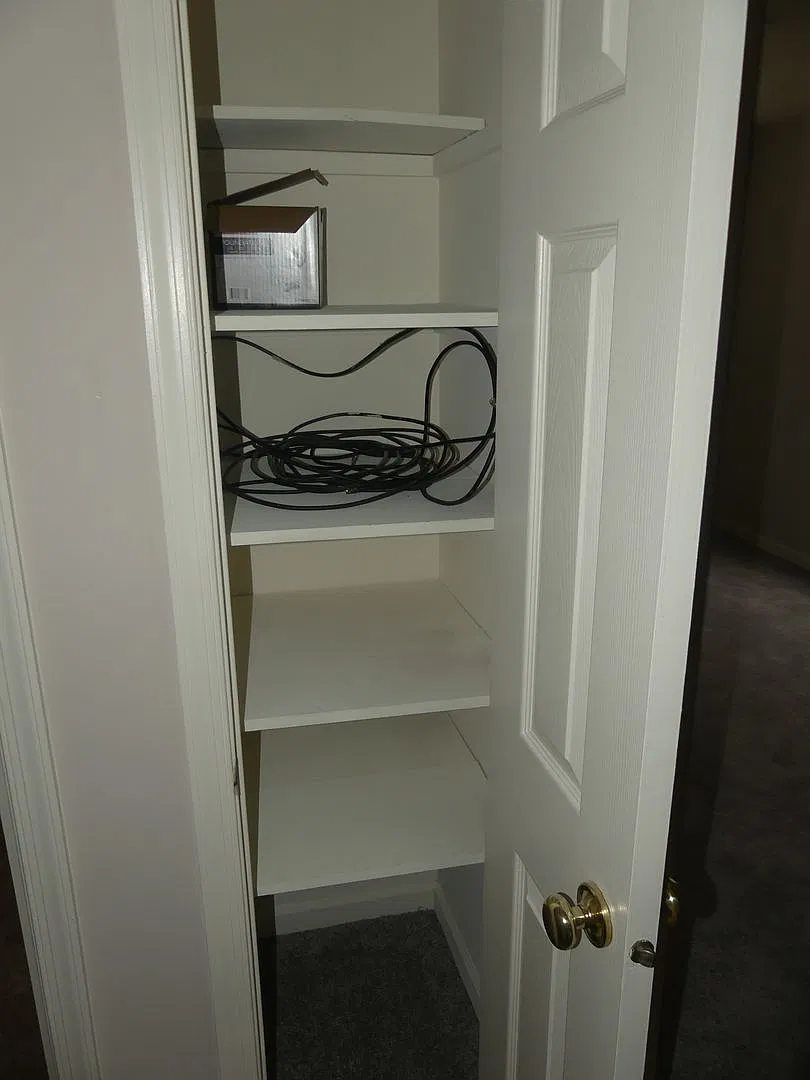12 Compton Court, Hampton Va. 23666 — Photo 2