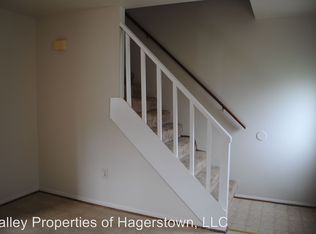 45 Wakefield Rd, Hagerstown, MD 21740