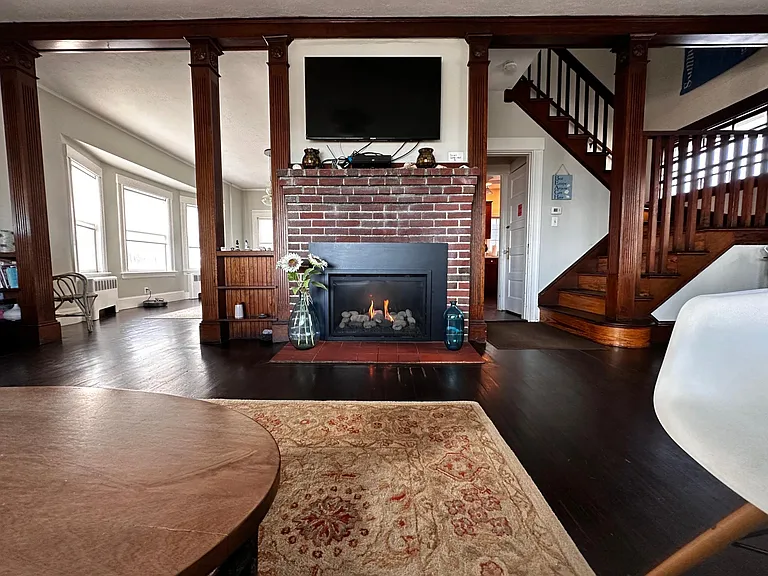 61 Beach Ave — Photo 14