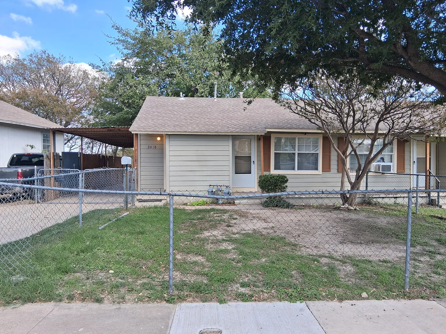 2 bed, 670 sqft, $1,000 — Photo 1