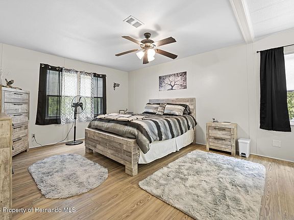 2nd image of 14274 Sandhurst St
