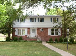 100 Ennerdale Ln, Pittsburgh, PA 15237