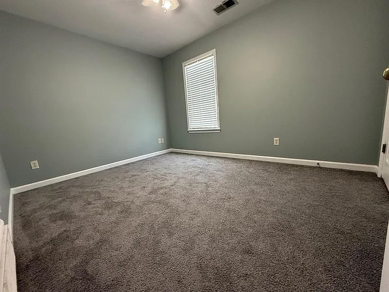 1173 Island Pl E — Photo 13