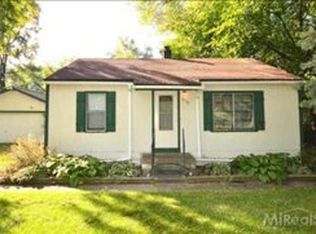 5615 Elizabeth Lake Rd, Waterford, MI 48327