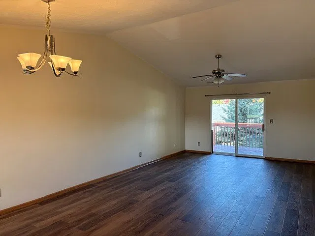 2 bed, 1156 sqft, $1,600 — Photo 4