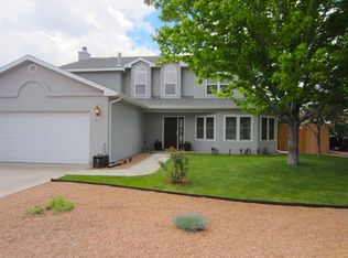 937 Estates Dr, Los Alamos, NM 87544