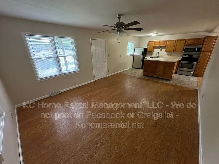 1127 Sherman Ave — Photo 12