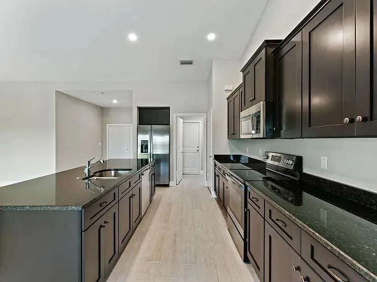 20365 Marie Ct — Photo 16