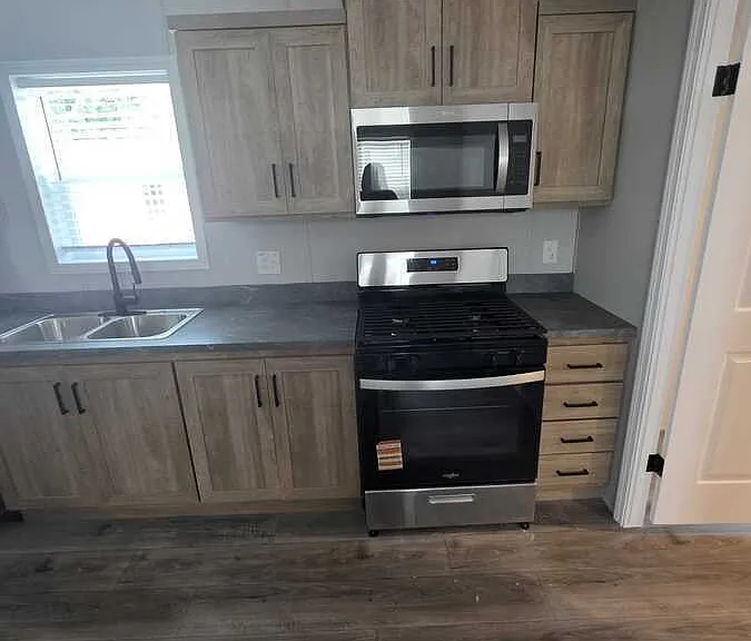 993 Michigan Ave E #46B — Photo 4