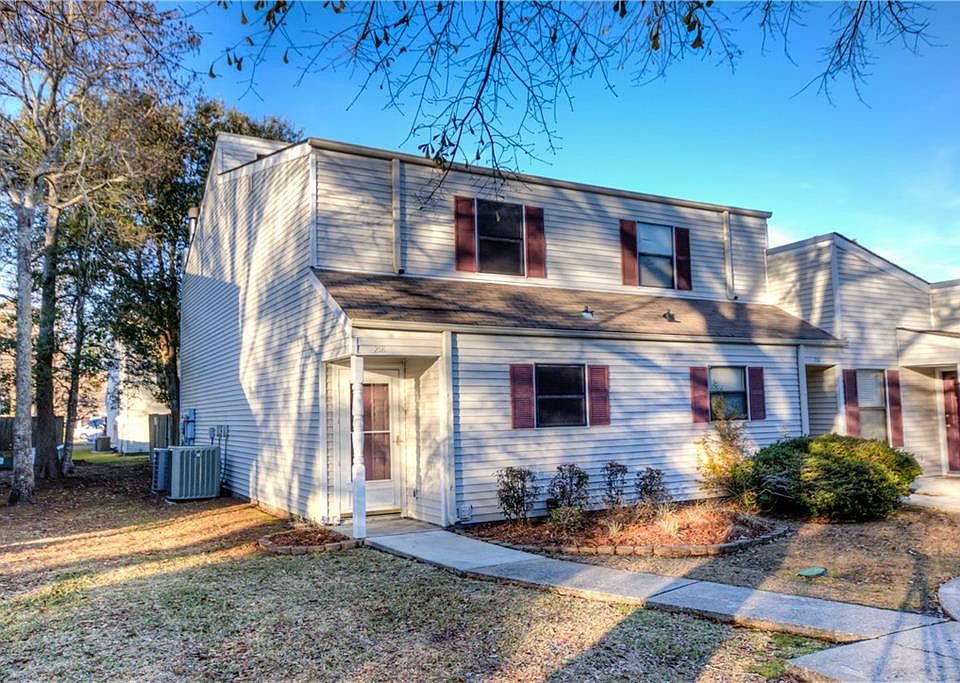 1st image of 218 Putters Ln Unit 218