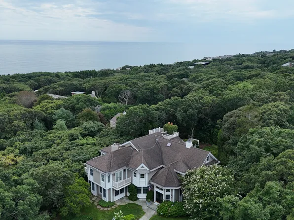 21 Tara Rd, Montauk, NY 11954