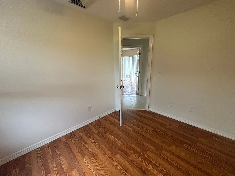 11435 SW 140th Ave — Photo 20
