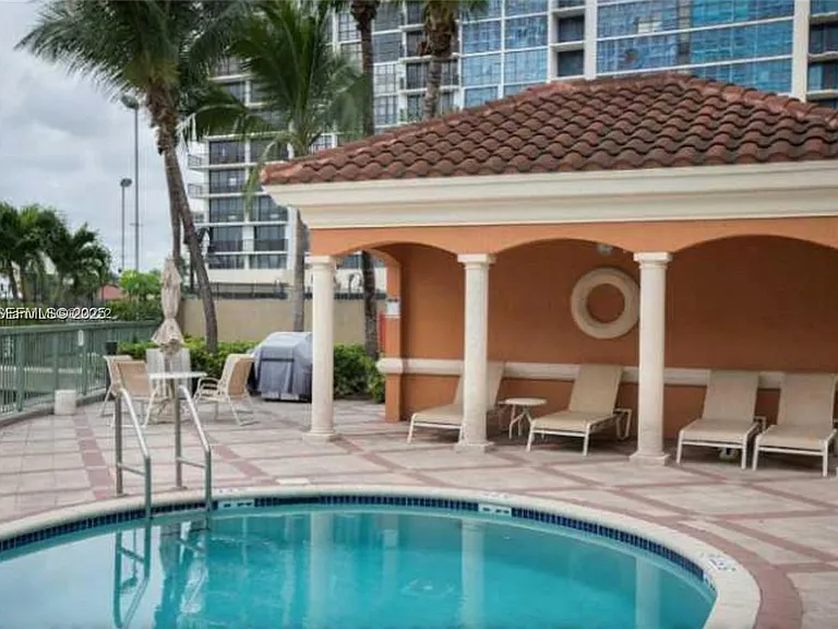 2069 S Ocean Dr #Townhouse 16 — Photo 4