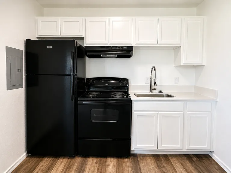 Alderview Apartments — Photo 10