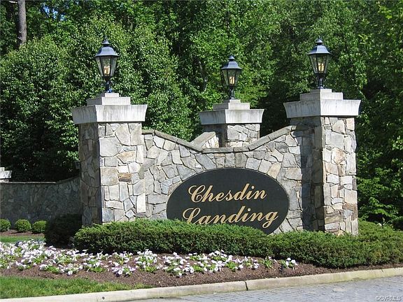 2nd image of 15630 Chesdin Manor Dr