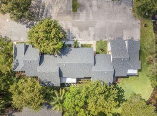 32 Wimbledon Lake #221, Plantation, FL 33324