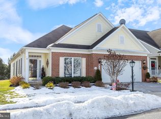 211 Clubside Dr #326, Taneytown, MD 21787