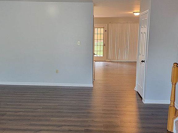 2nd image of 305 Twin Brook Ln