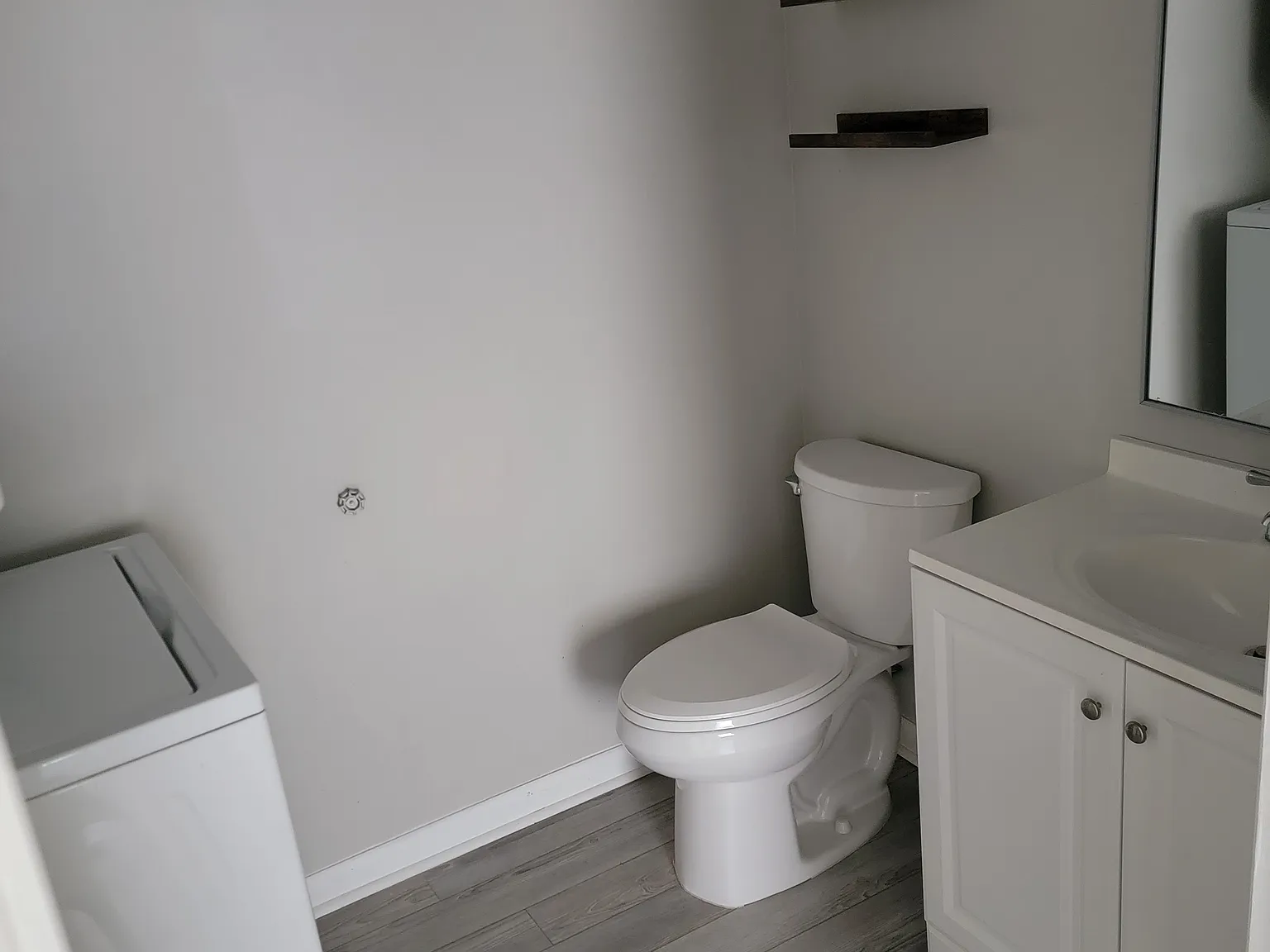 9284 Peachtree unit A — Photo 2