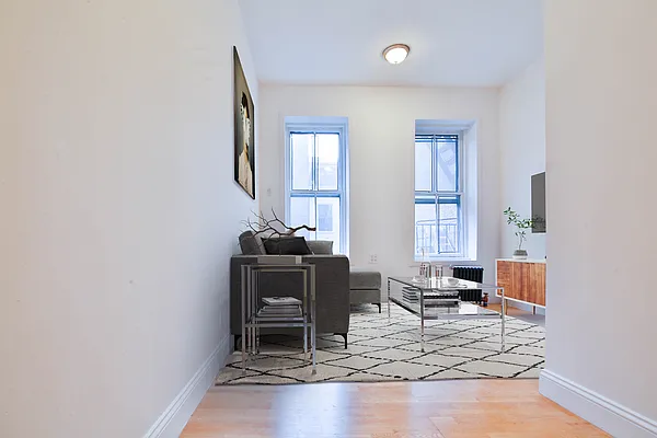 Rented by Platinum Properties | media 15