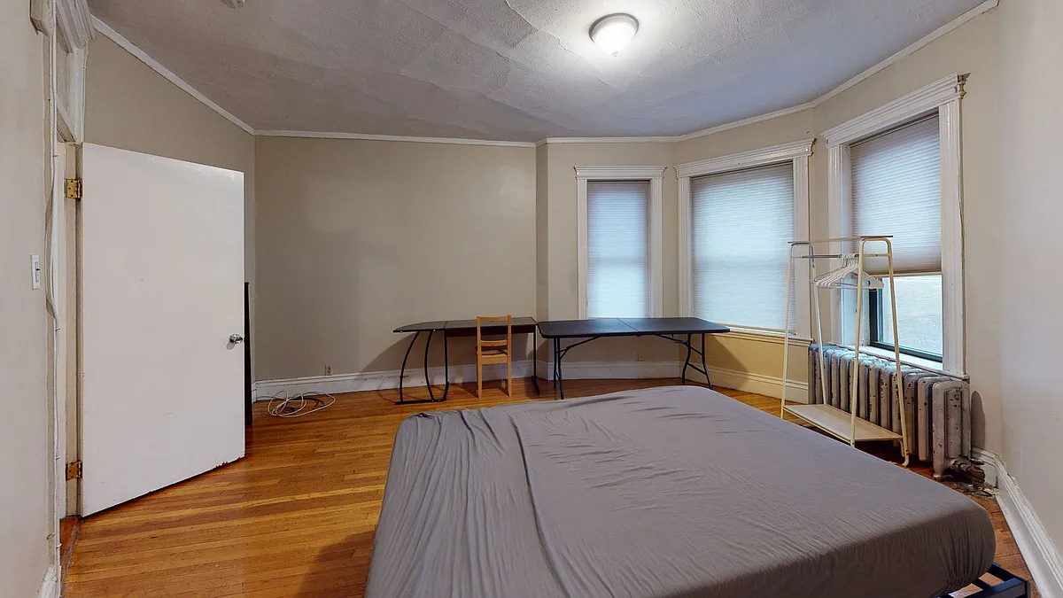Building Photo - 62 Charlesgate E #159
