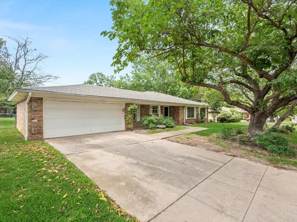 609 Harwood Ter, Bedford, TX 76021