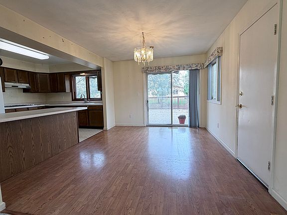 4th image of 9366 Tonneberger Dr