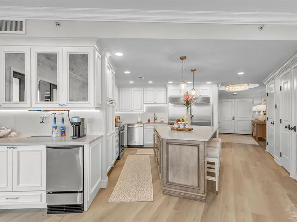 4 Portofino Dr Suite 707, Pensacola Beach, FL 32561