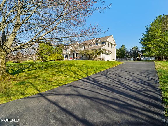3rd image of 17 Riverside Lane